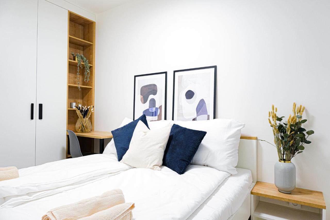 Mymozart Apartments Prague By Rentero Property Exterior foto